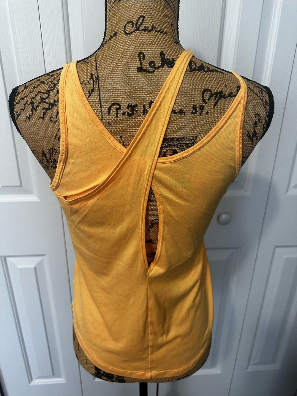 Nike Dri-Fit Yellow Workout Tank Top - Picture 6 of 9